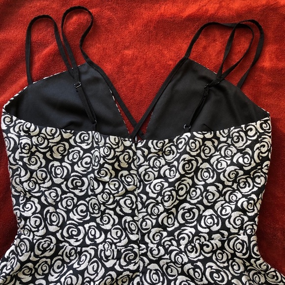 Floral Dress - Picture 5 of 6